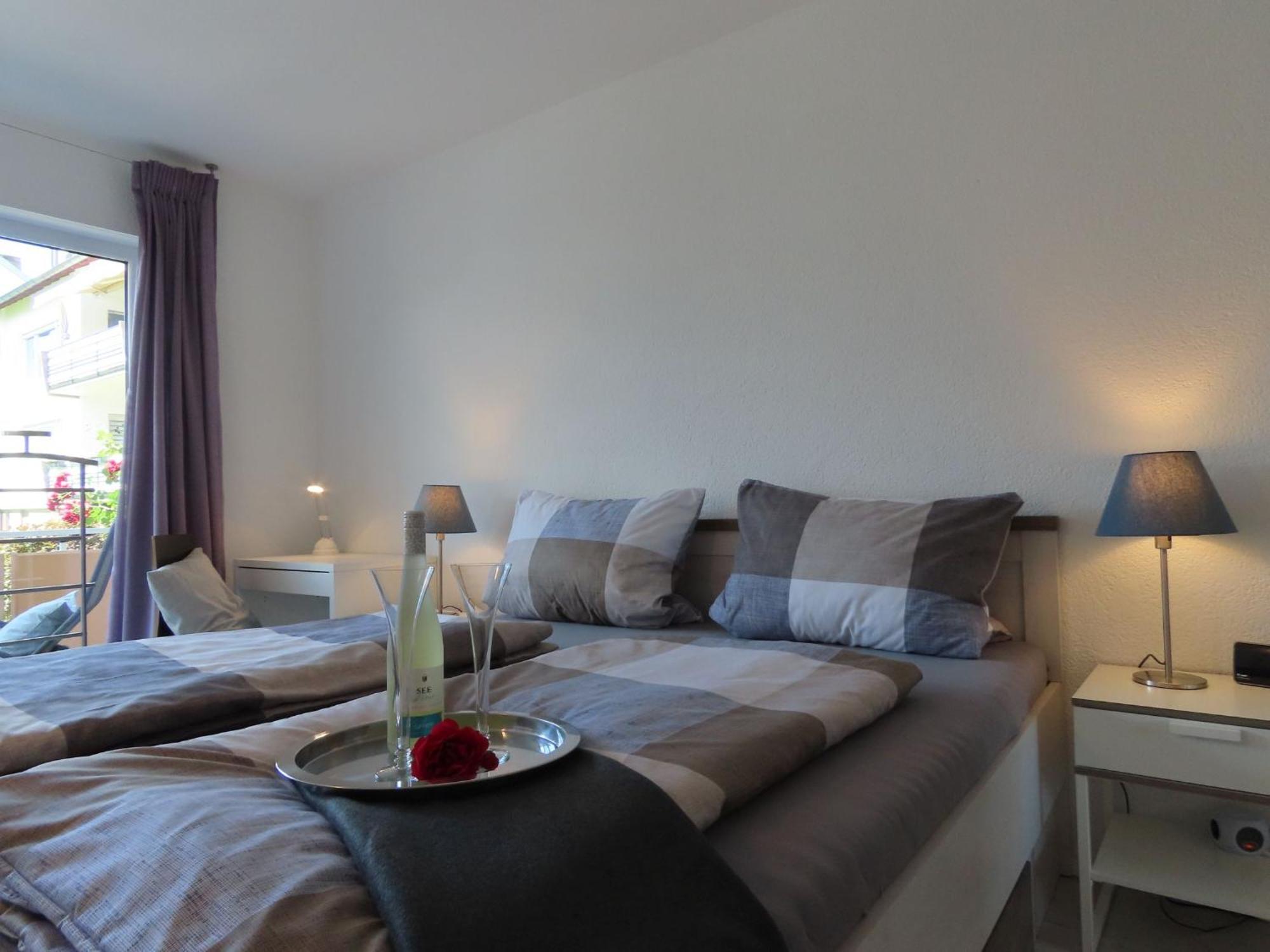 Ferienwohnung Westside Именстад ам Бодензе Екстериор снимка